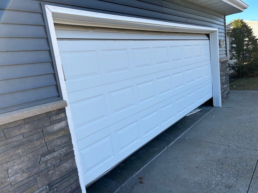 garage door wont close